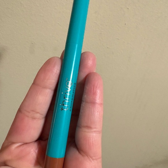 Thrive Causemetics Lip Crayon - Ruth peach taupe Brand New Never Used. - Picture 4 of 15